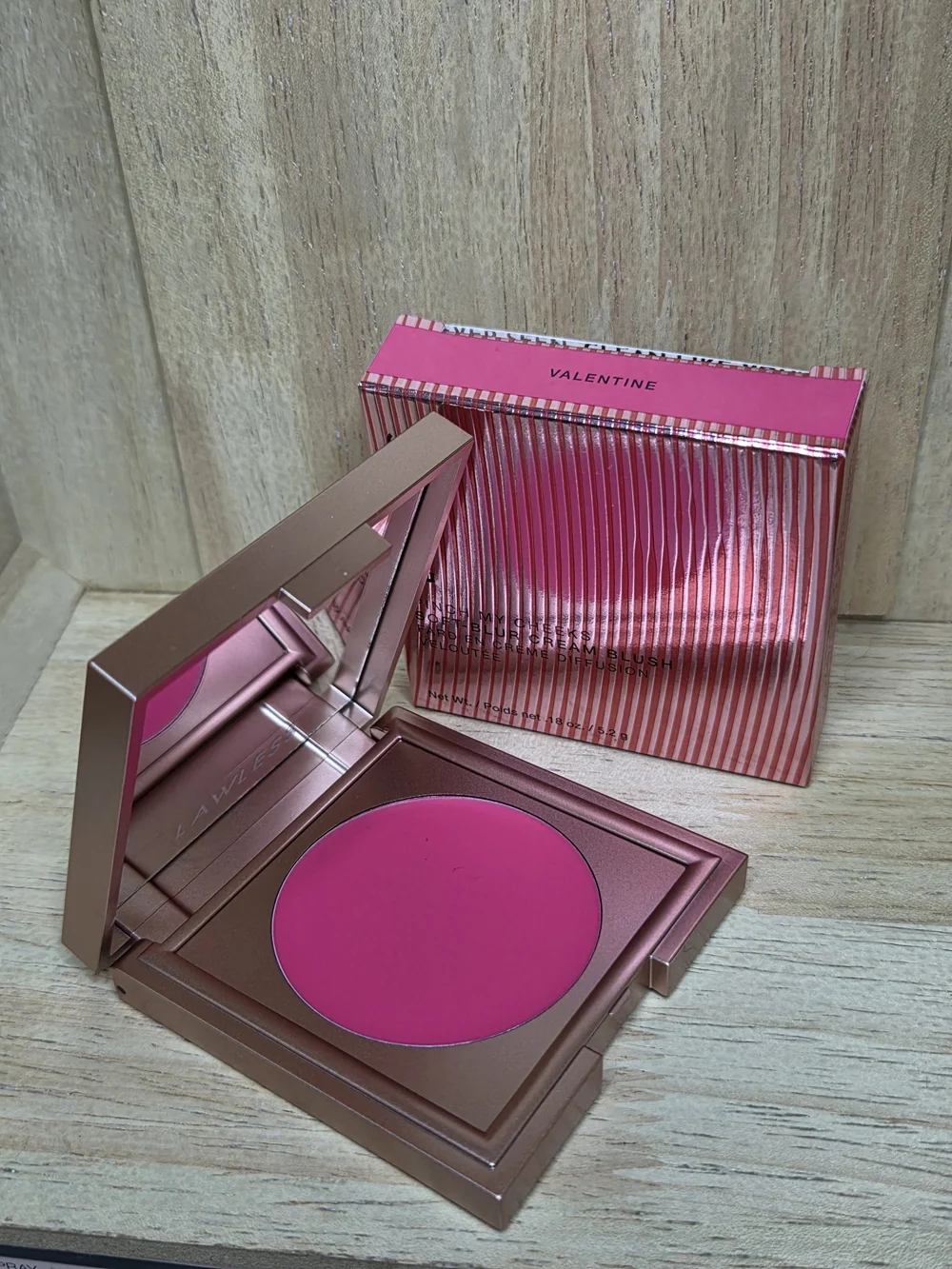 LAWLESS Pinch My Cheeks Soft-Blur Cream Blush in the shade 